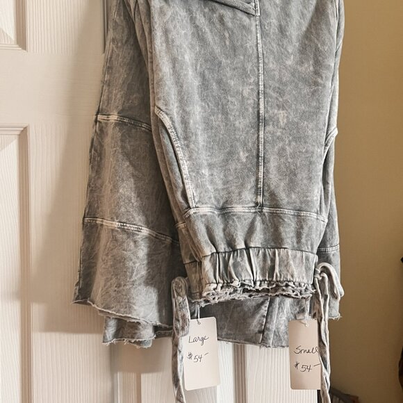 NWT - J. Her: BEST Mineral Wash Wide Leg Cropped Pants [Silver Grey] - Picture 3 of 4